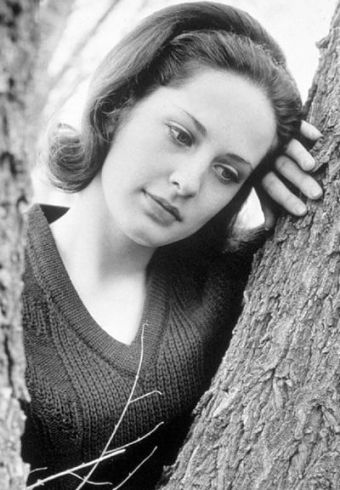 Mary Linda Rapelye