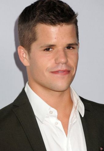 Charlie Carver