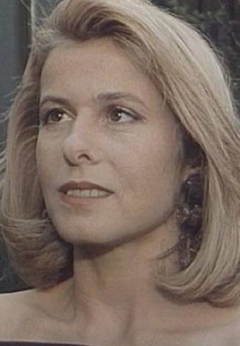 Rebecca Pauly