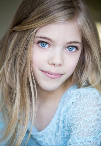Elle McKinnon