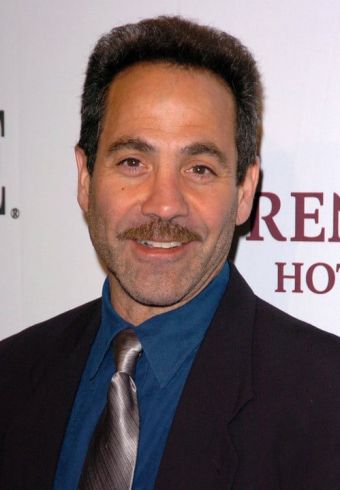 Larry Thomas