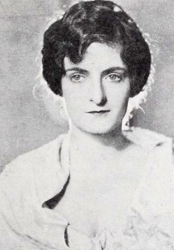 Maxine Elliott Hicks
