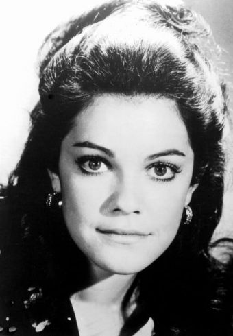 Julie Cobb