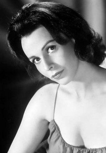 Claire Bloom