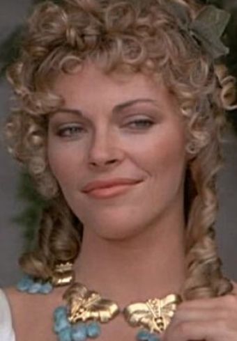 Leigh Hamilton