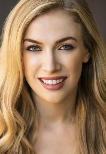 Laura Jacobs