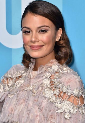 Nathalie Kelley