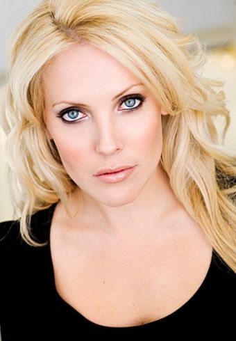 Mercedes McNab