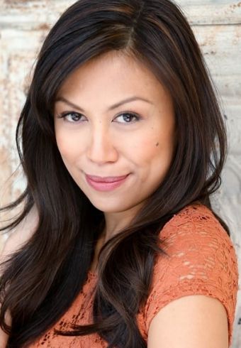 Tess Paras