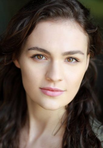 Sophie Skelton