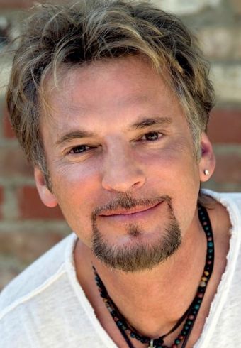 Kenny Loggins