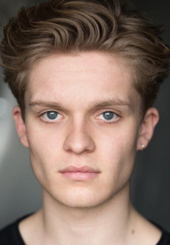 Tom Glynn-Carney