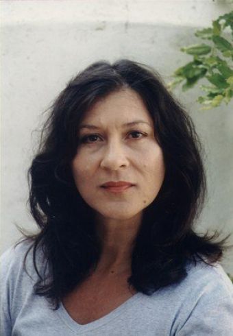 Eva Mattes