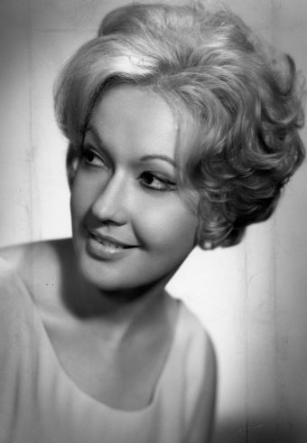 Lillian Hurst