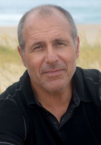 Simon Crane