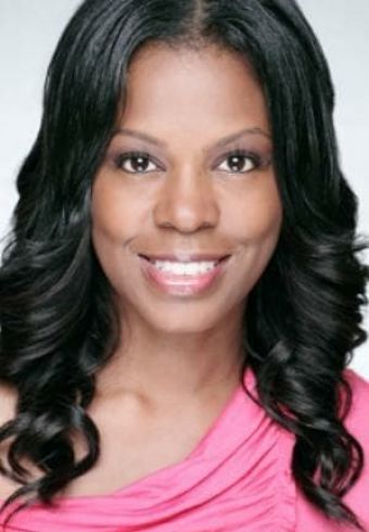 Shania Accius