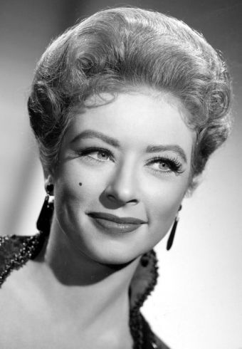 Amanda Blake