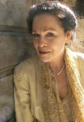 Karen Lynn Gorney