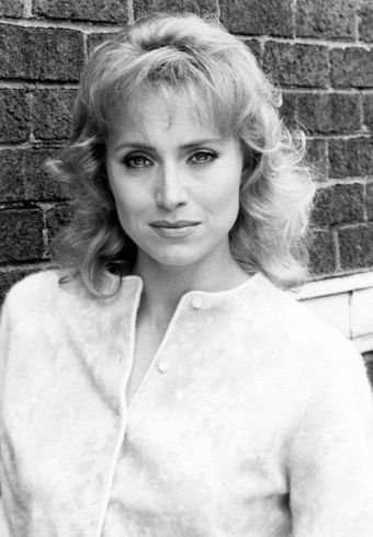 Darlanne Fluegel