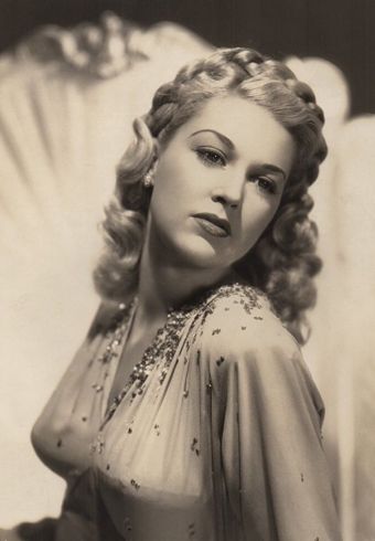 Joan Shawlee