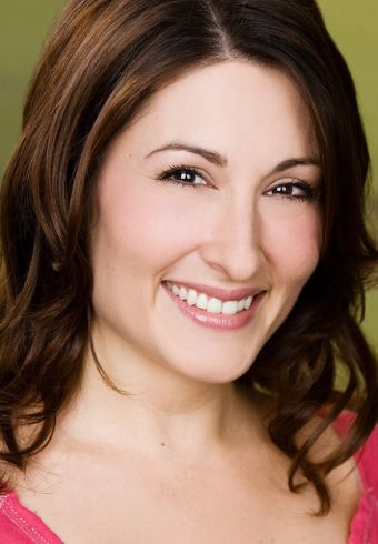 Robyn Roth