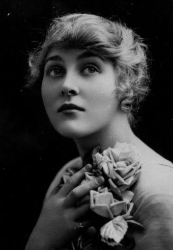 Isobel Elsom