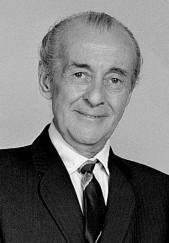 Liam Dunn
