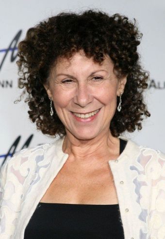 Rhea Perlman