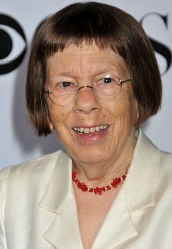 Linda Hunt