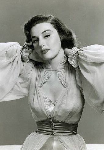 Elaine Stewart