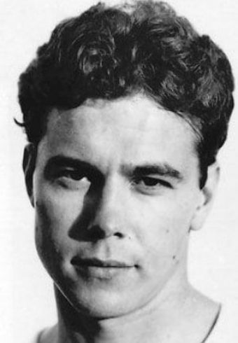 Wyatt Knight