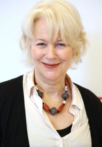 Dearbhla Molloy