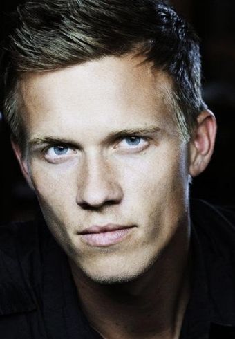 Warren Kole