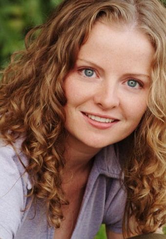 Anna Cummer