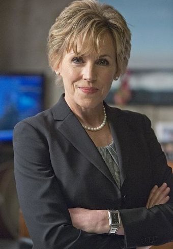 Bess Armstrong