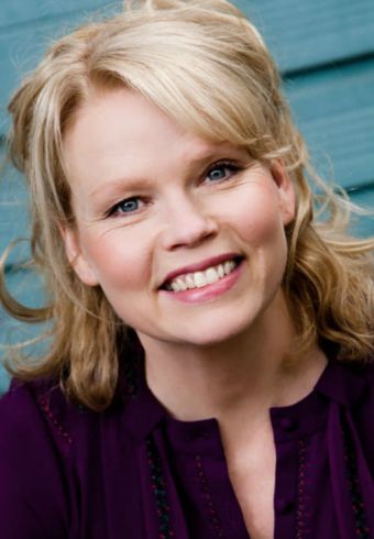 Sara Crowe