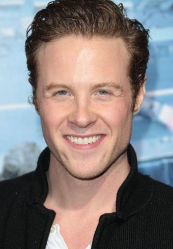 Ashton Holmes