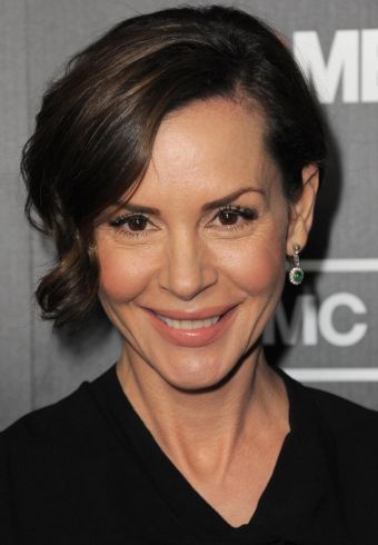 Embeth Davidtz