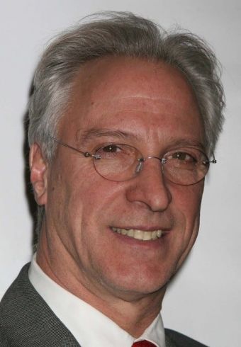 Robert LuPone