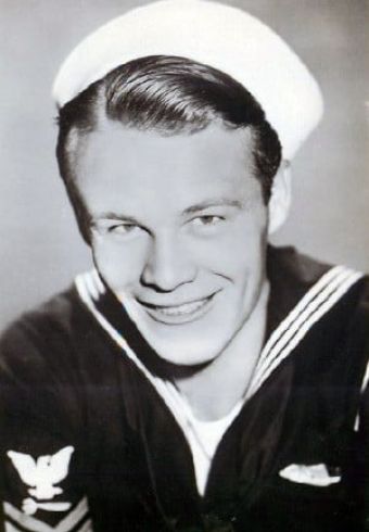 Wayne Morris