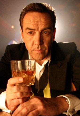 Robert Lindsay