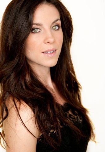 Angela Bartys