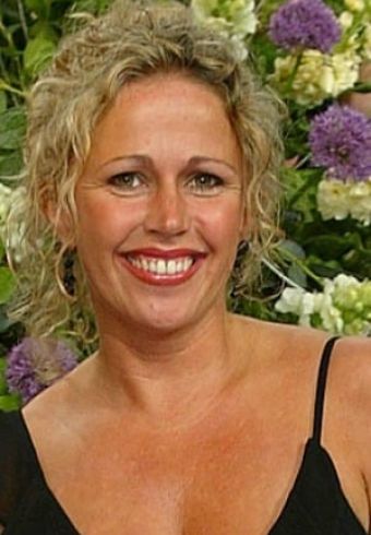 Lucy Benjamin