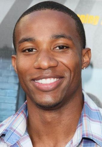 Arlen Escarpeta
