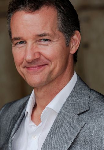 Thom Hoffman