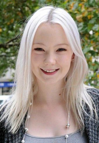 Kerrie Hayes