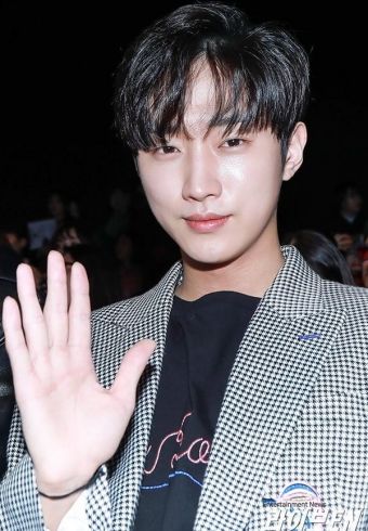 Jinyoung