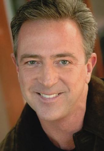 Robertson Dean
