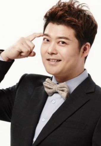 Jeon Hyun-moo