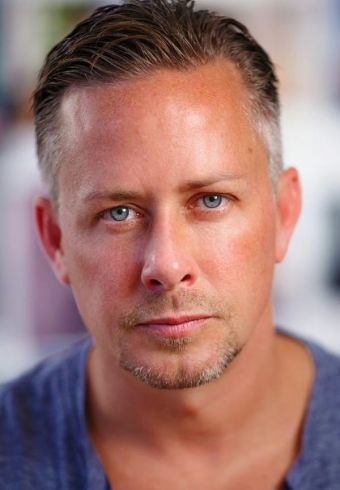 Dean Armstrong